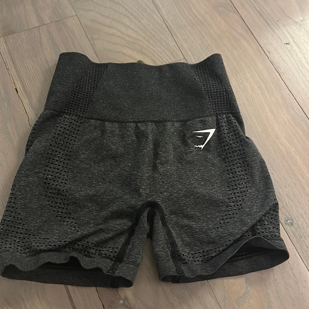 Gym shark gray shorts